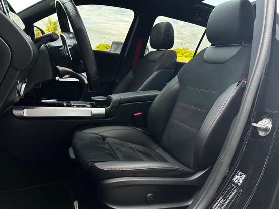 MERCEDES-BENZ-GLB 35 AMG-2022