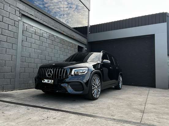 MERCEDES-BENZ-GLB 35 AMG-2022