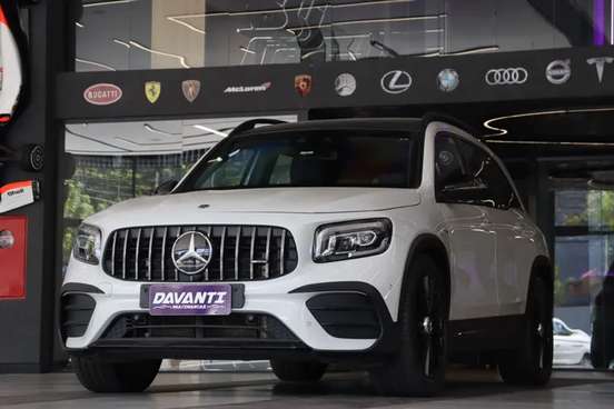 MERCEDES-BENZ-GLB 35 AMG-2022