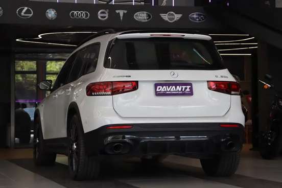 MERCEDES-BENZ-GLB 35 AMG-2022