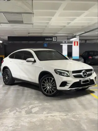 MERCEDES-BENZ GLC 250 2.0 CGI GASOLINA COUPÉ 4MATIC 9G-TRONIC