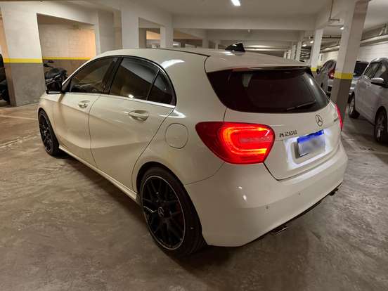 MERCEDES-BENZ-CLASSE A-1.6 200 TURBO URBAN GASOLINA 4P AUTOMATIZADO MERCEDES-BENZ-CLASSE A-2013