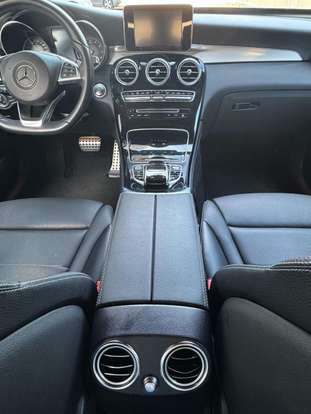 MERCEDES-BENZ-GLB 200-2021