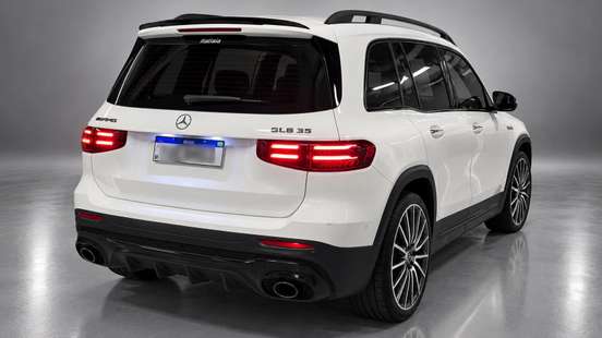 MERCEDES-BENZ-GLB 35 AMG-2024