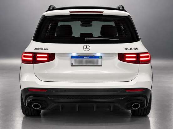 MERCEDES-BENZ-GLB 35 AMG-2.0 MHEV 4MATIC SPEEDSHIFT MERCEDES-BENZ-GLB 35 AMG-2024
