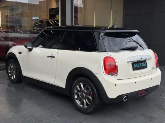 MINI-COOPER-1.5 12V TURBO GASOLINA 2P AUTOMÁTICO MINI-COOPER-2014