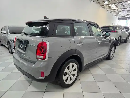 MINI-COUNTRYMAN-2018