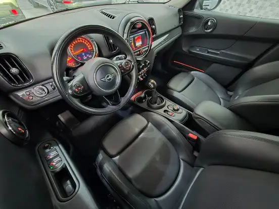 MINI-COUNTRYMAN-1.5 12V TWINPOWER TURBO GASOLINA COOPER STEPTRONIC MINI-COUNTRYMAN-2018