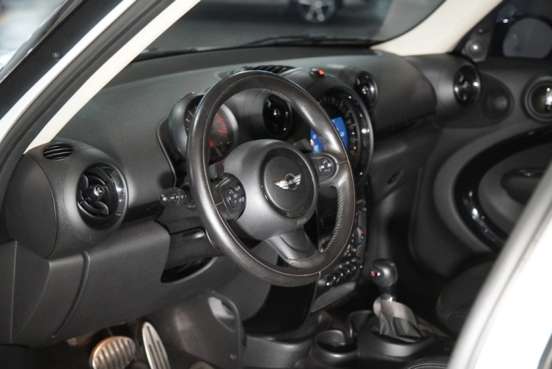 MINI-COUNTRYMAN-2015