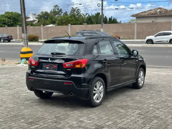 MITSUBISHI-ASX-2011