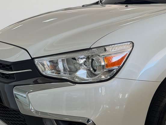 MITSUBISHI-ASX-2018