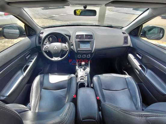 MITSUBISHI-ASX-2017