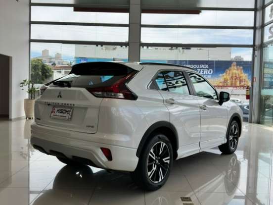 MITSUBISHI-ECLIPSE CROSS-1.5 MIVEC TURBO GASOLINA HPE CVT MITSUBISHI-ECLIPSE CROSS-2024