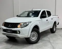 MITSUBISHI L200 TRITON 2.4 16V TURBO DIESEL GL CD 4X4 MANUAL MITSUBISHI L200 TRITON 2.4 16V TURBO DIESEL GL CD 4X4 MANUAL
