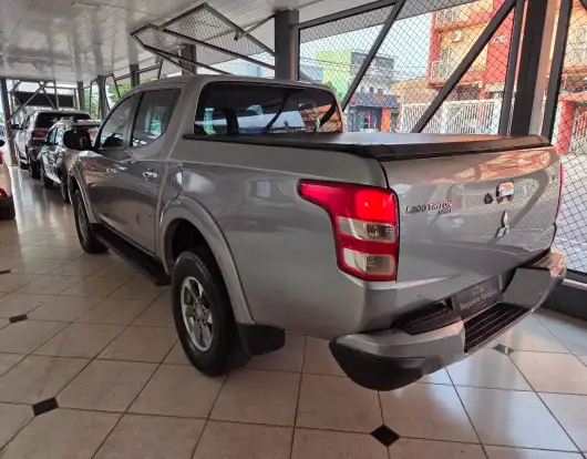 MITSUBISHI-L200 TRITON-2019