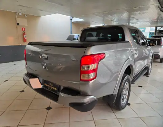 MITSUBISHI-L200 TRITON-2019