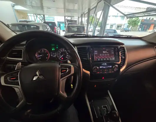 MITSUBISHI-L200 TRITON-2019