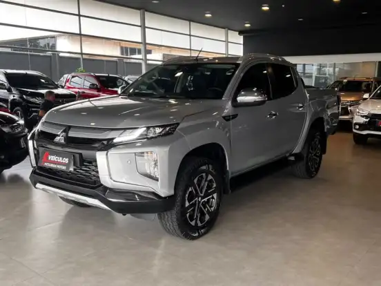 MITSUBISHI-L200 TRITON-2.4 16V TURBO DIESEL SPORT HPE-S CD 4P 4X4 AUTOMÁTICO MITSUBISHI-L200 TRITON-2023