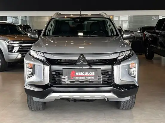 MITSUBISHI-L200 TRITON-2.4 16V TURBO DIESEL SPORT HPE-S CD 4P 4X4 AUTOMÁTICO MITSUBISHI-L200 TRITON-2023