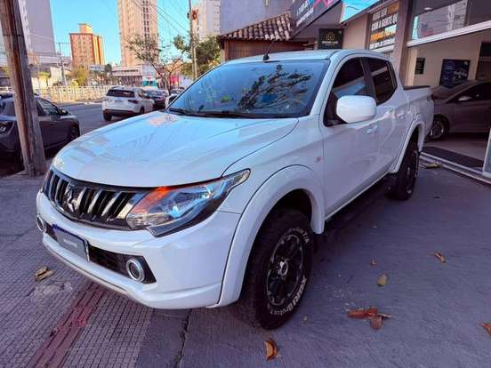 MITSUBISHI-L200 TRITON-2021