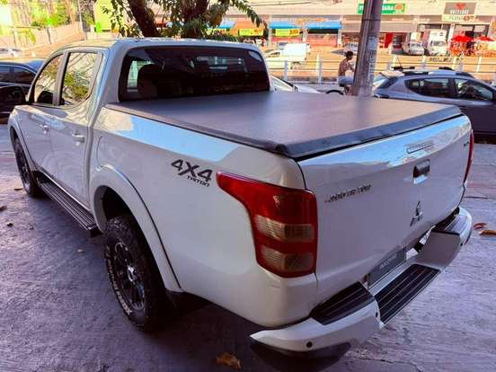 MITSUBISHI-L200 TRITON-2.4 16V TURBO DIESEL GLS CD 4X4 AUTOMÁTICO MITSUBISHI-L200 TRITON-2021