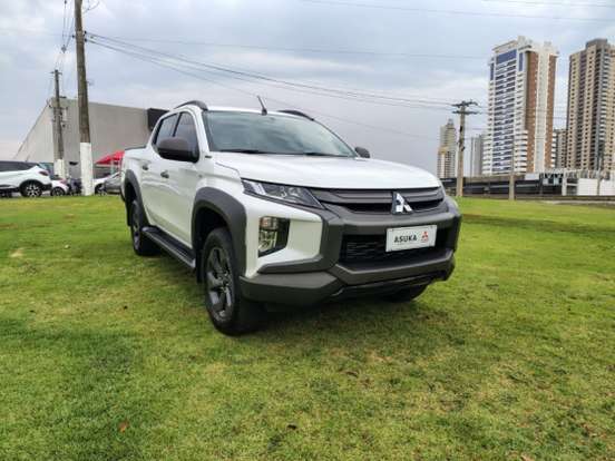 MITSUBISHI-L200 TRITON-2024