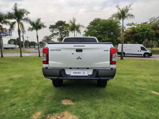 MITSUBISHI-L200 TRITON-2024