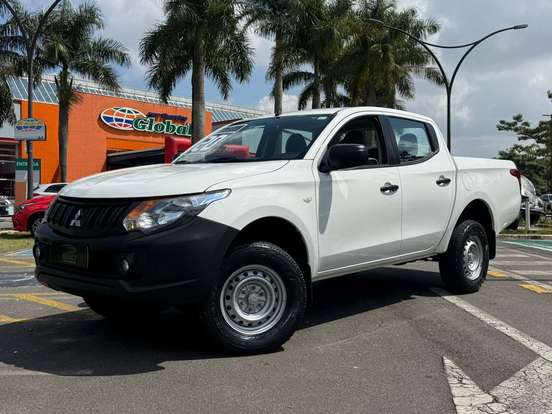 MITSUBISHI-L200 TRITON-2.4 16V TURBO DIESEL SPORT GL CD 4P 4X4 MANUAL MITSUBISHI-L200 TRITON-2020