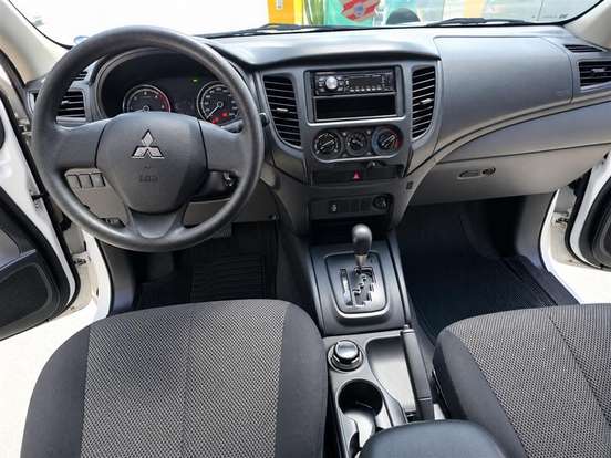 MITSUBISHI-L200 TRITON-2.4 16V TURBO DIESEL SPORT GLS CD 4P 4X4 AUTOMÁTICO MITSUBISHI-L200 TRITON-2023