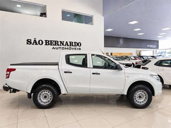 MITSUBISHI-L200 TRITON-2.4 16V TURBO DIESEL SPORT GLS CD 4P 4X4 AUTOMÁTICO MITSUBISHI-L200 TRITON-2023