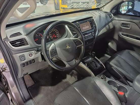 MITSUBISHI-L200 TRITON-2017