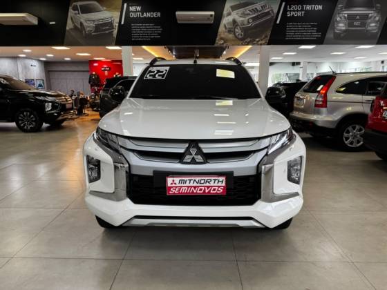 MITSUBISHI L200 TRITON 2.4 16V TURBO DIESEL SPORT HPE-S CD 4P 4X4 AUTOMÁTICO