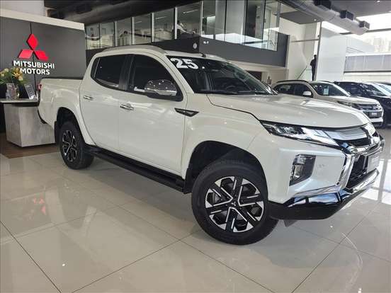 MITSUBISHI-L200 TRITON-2.4 16V TURBO DIESEL SPORT HPE-S CD 4P 4X4 AUTOMÁTICO MITSUBISHI-L200 TRITON-2024
