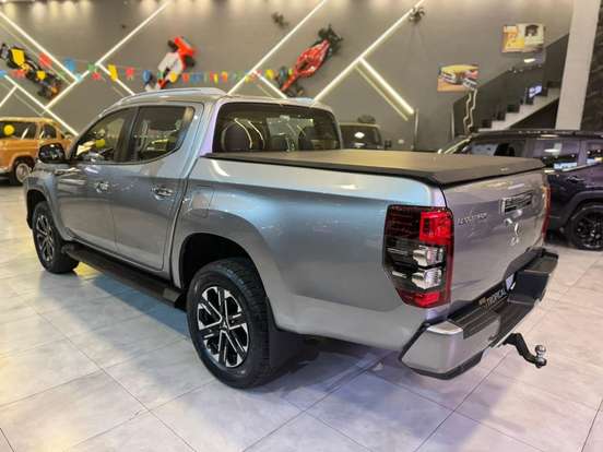 MITSUBISHI-L200 TRITON-2023