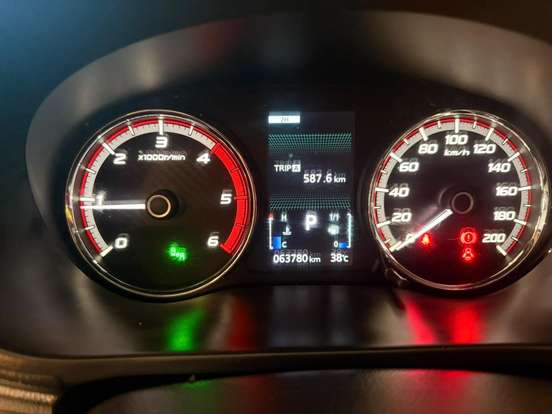 MITSUBISHI-L200 TRITON-2023
