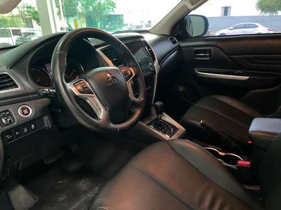 MITSUBISHI-L200 TRITON-2.4 16V TURBO DIESEL SPORT HPE-S CD 4P 4X4 AUTOMÁTICO MITSUBISHI-L200 TRITON-2024