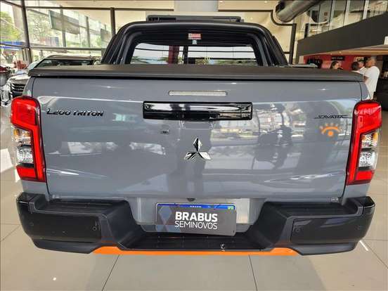 MITSUBISHI-L200 TRITON-2023