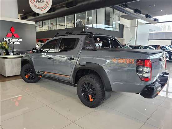 MITSUBISHI-L200 TRITON-2023
