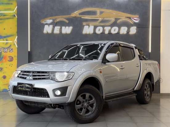 MITSUBISHI-L200 TRITON-2015