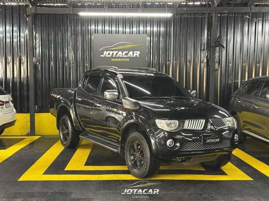 MITSUBISHI-L200 TRITON-3.5 4X4 CD V6 24V FLEX 4P AUTOMÁTICO MITSUBISHI-L200 TRITON-2010