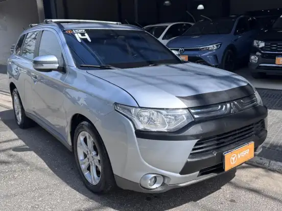 MITSUBISHI-OUTLANDER-2.0 16V GASOLINA 4P AUTOMÁTICO MITSUBISHI-OUTLANDER-2013