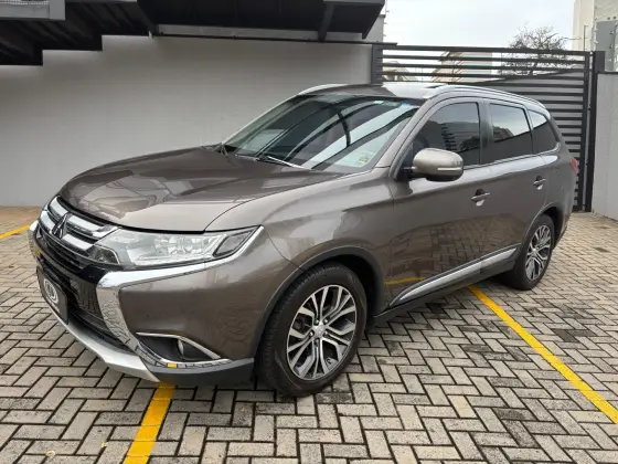 MITSUBISHI OUTLANDER 2.0 COMFORT 16V GASOLINA 4P AUTOMÁTICO