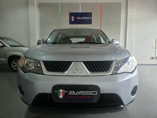 MITSUBISHI-OUTLANDER-2.4 4X4 16V GASOLINA 4P AUTOMÁTICO MITSUBISHI-OUTLANDER-2009
