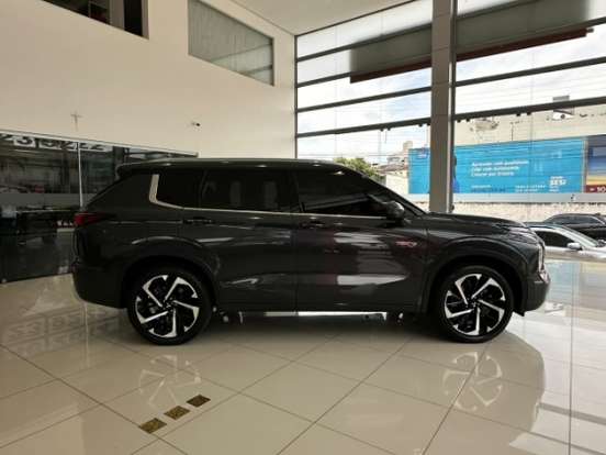 MITSUBISHI-OUTLANDER-2.4 PHEV SIGNATURE S-AWC DHT MITSUBISHI-OUTLANDER-2025