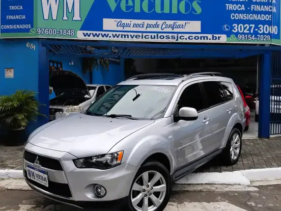 MITSUBISHI-OUTLANDER-3.0 GT 4X4 V6 24V GASOLINA 4P AUTOMÁTICO MITSUBISHI-OUTLANDER-2012