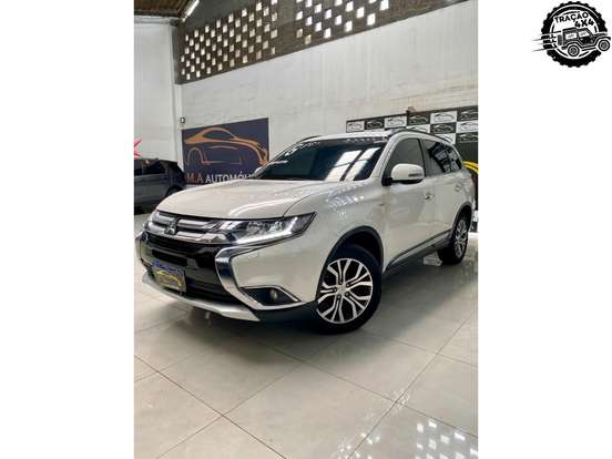 MITSUBISHI-OUTLANDER-2015