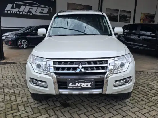 MITSUBISHI-PAJERO-3.2 HPE 4X4 7 LUGARES 16V TURBO INTERCOOLER DIESEL 4P AUTOMÁTICO MITSUBISHI-PAJERO-2018