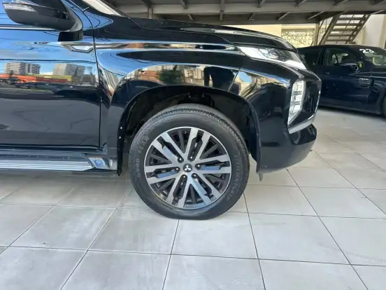 MITSUBISHI-PAJERO SPORT-2025