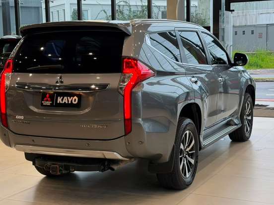 MITSUBISHI-PAJERO SPORT-2.4 16V MIVEC TURBO DIESEL HPE AWD AUTOMÁTICO MITSUBISHI-PAJERO SPORT-2019