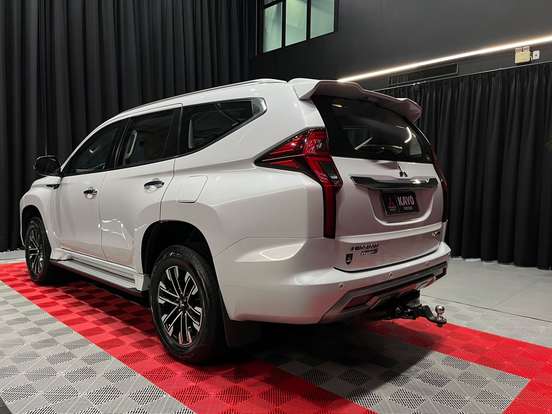 MITSUBISHI-PAJERO SPORT-2.4 16V MIVEC TURBO DIESEL HPE-S AWD AUTOMÁTICO MITSUBISHI-PAJERO SPORT-2022